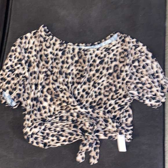 Victoria’s Secret leopard crop top very cute very sexy Extra large - Picture 4 of 5